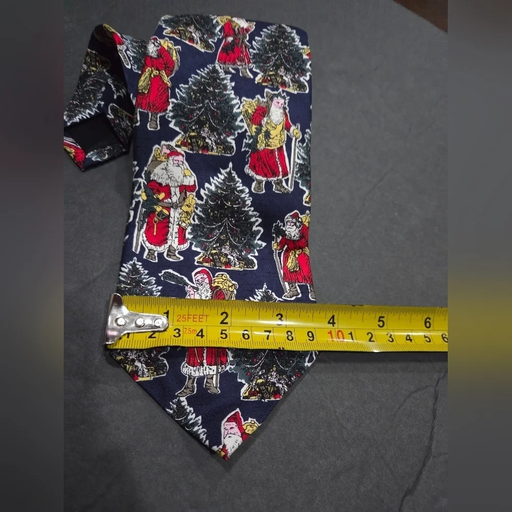 Ferrell Reed Festive Christmas Patterned Tie 56  in.